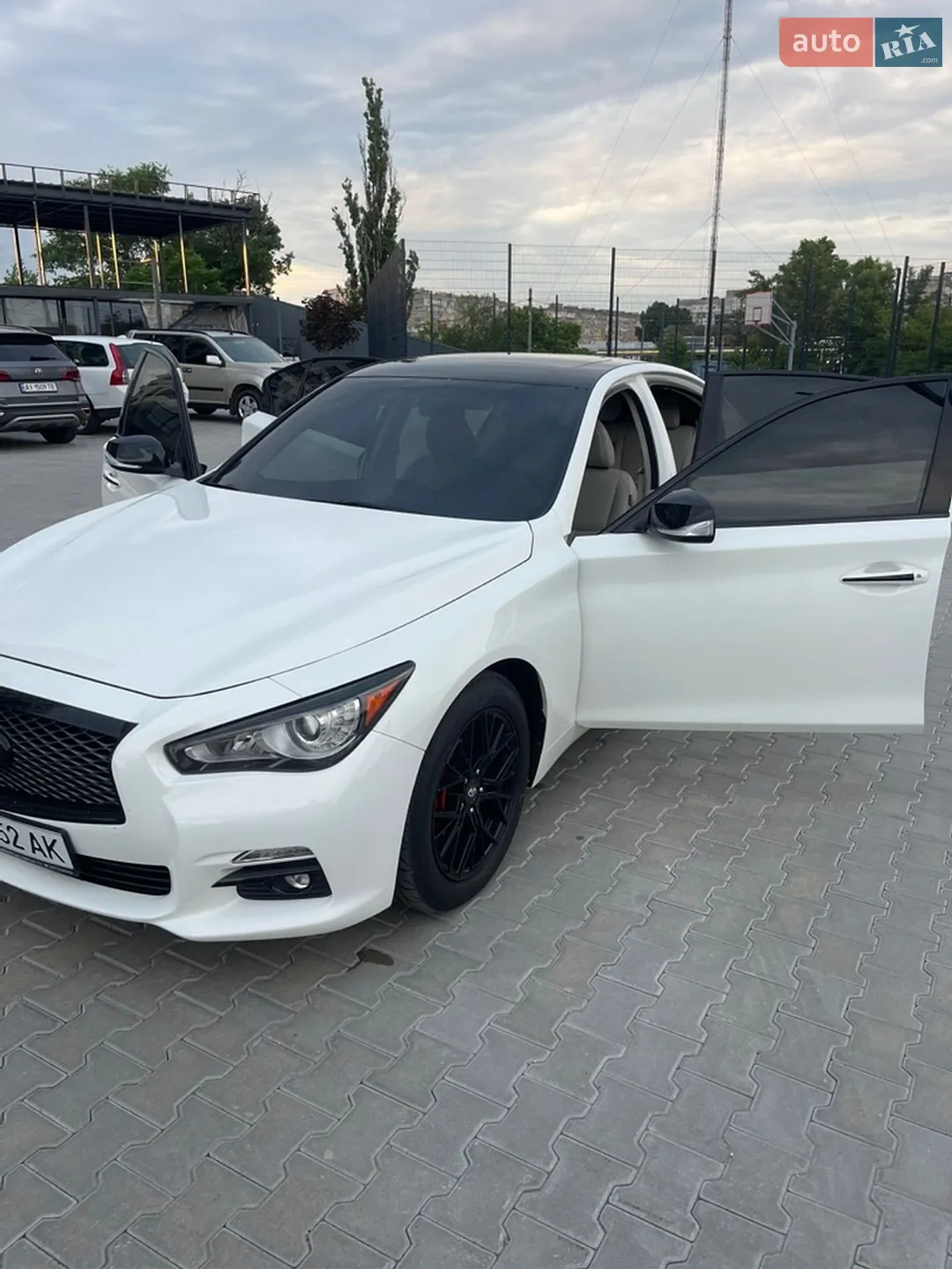 2015 Infiniti Q50 - мініатюра 16