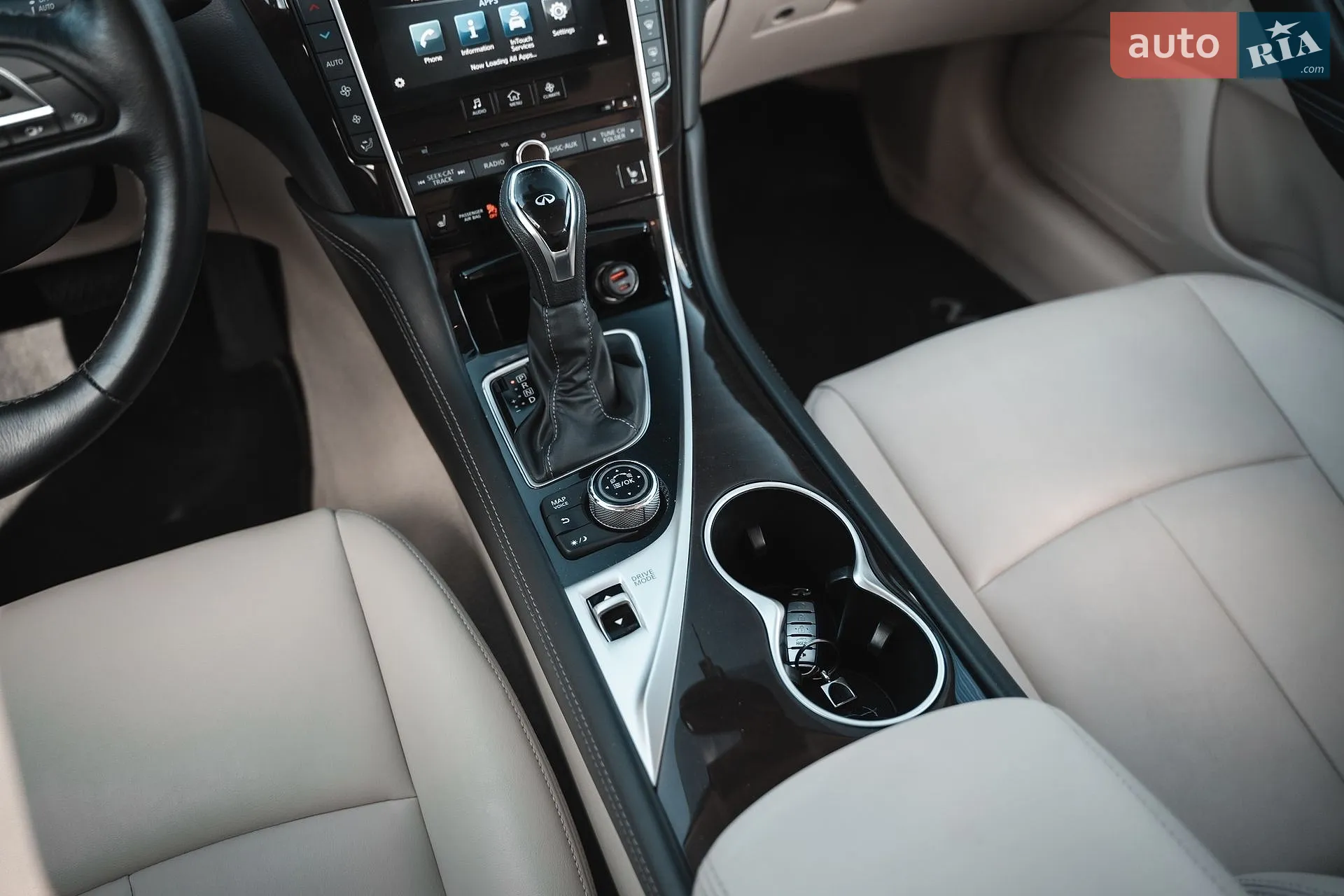 2017 Infiniti Q50 - мініатюра 11