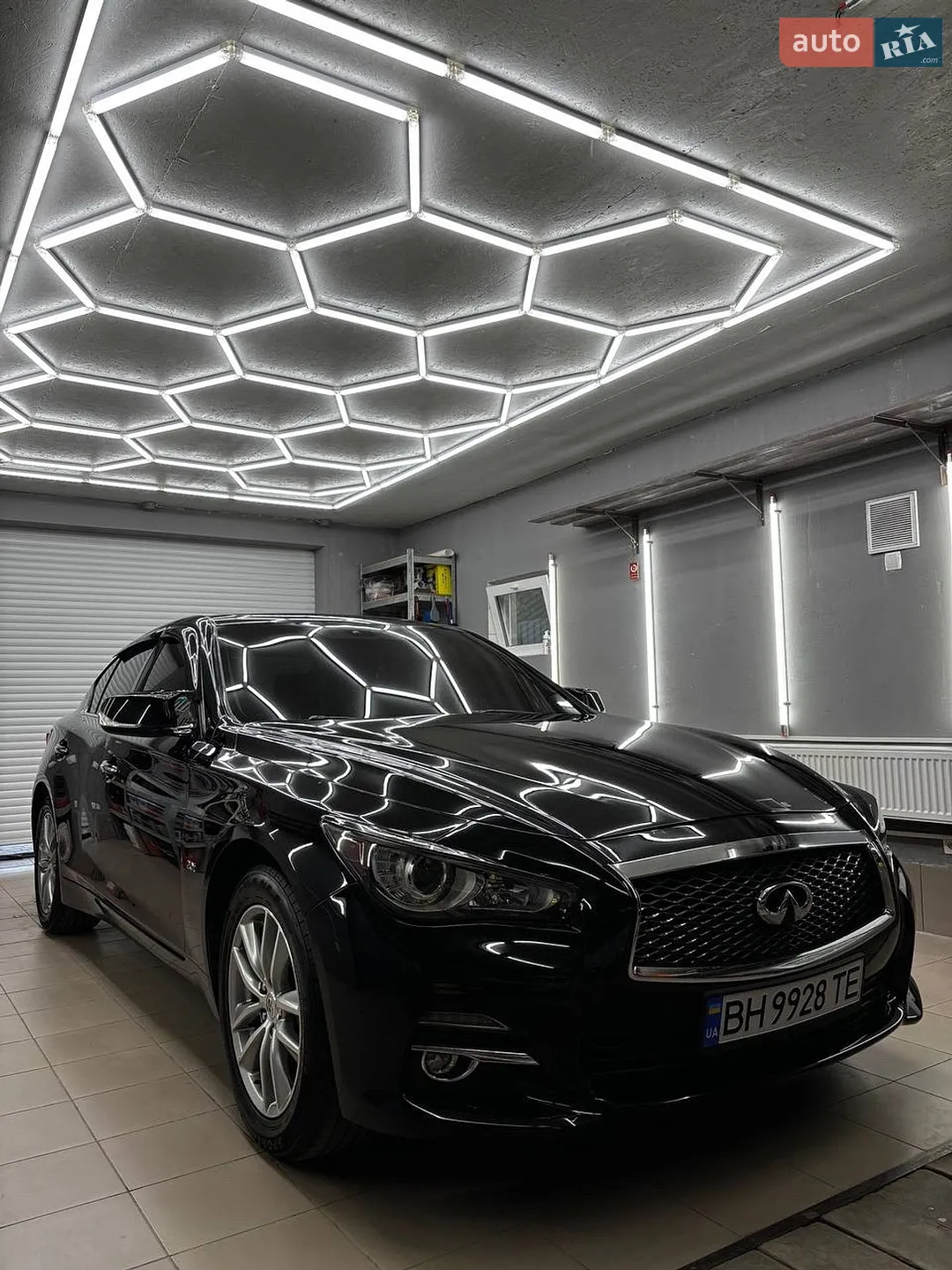 2017 Infiniti Q50 - мініатюра 12