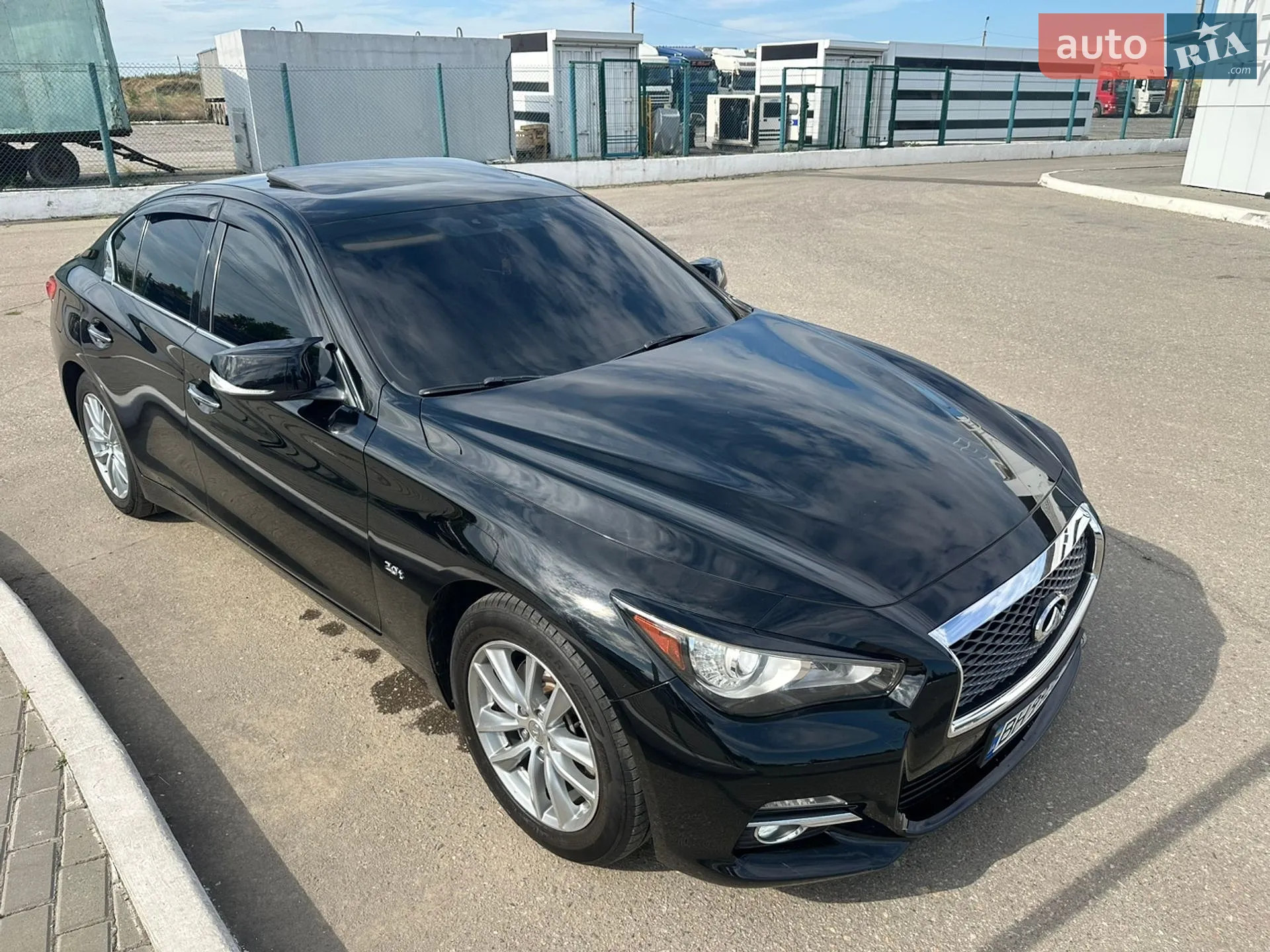 2017 Infiniti Q50 - мініатюра 16