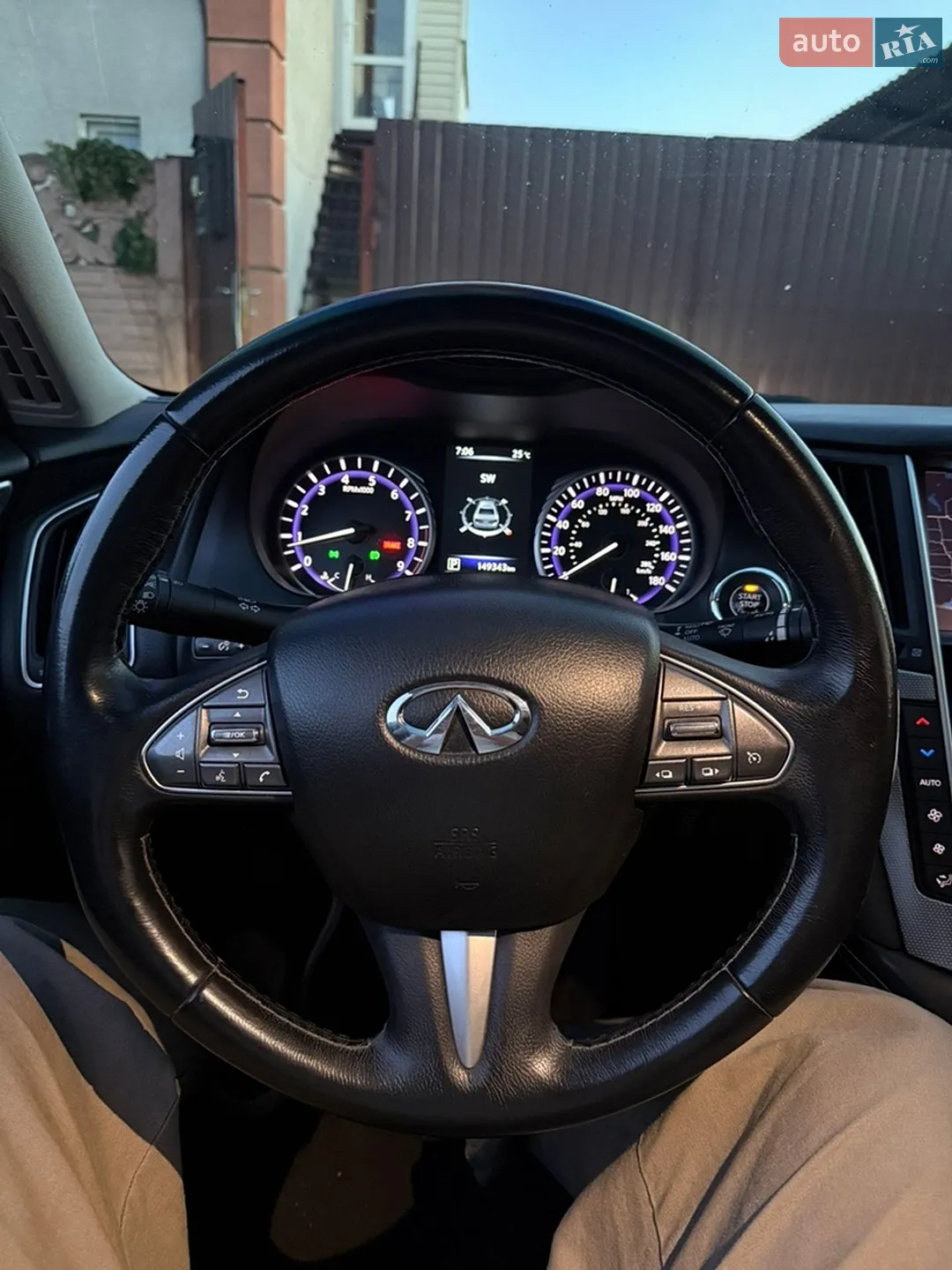 2015 Infiniti Q50 - мініатюра 24