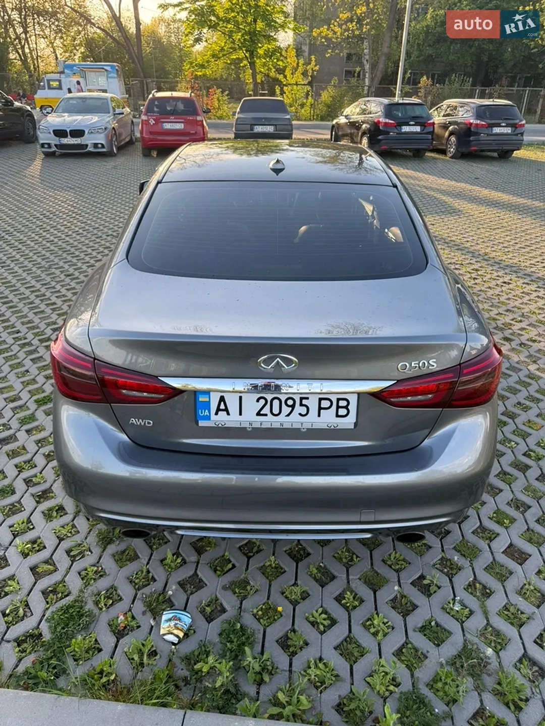2017 Infiniti Q50 - мініатюра 9