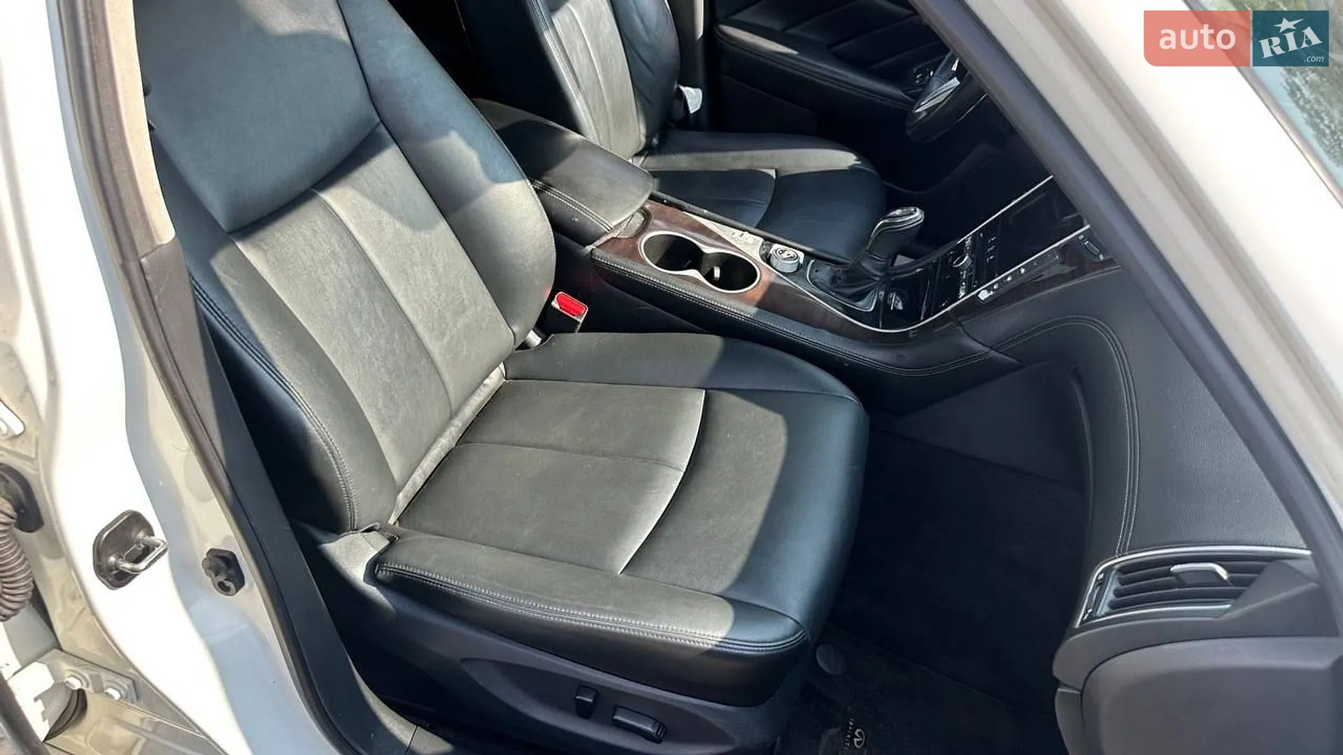 2017 Infiniti Q50 - мініатюра 19
