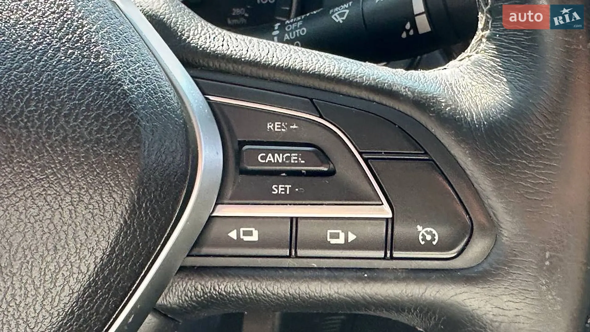 2017 Infiniti Q50 - мініатюра 13
