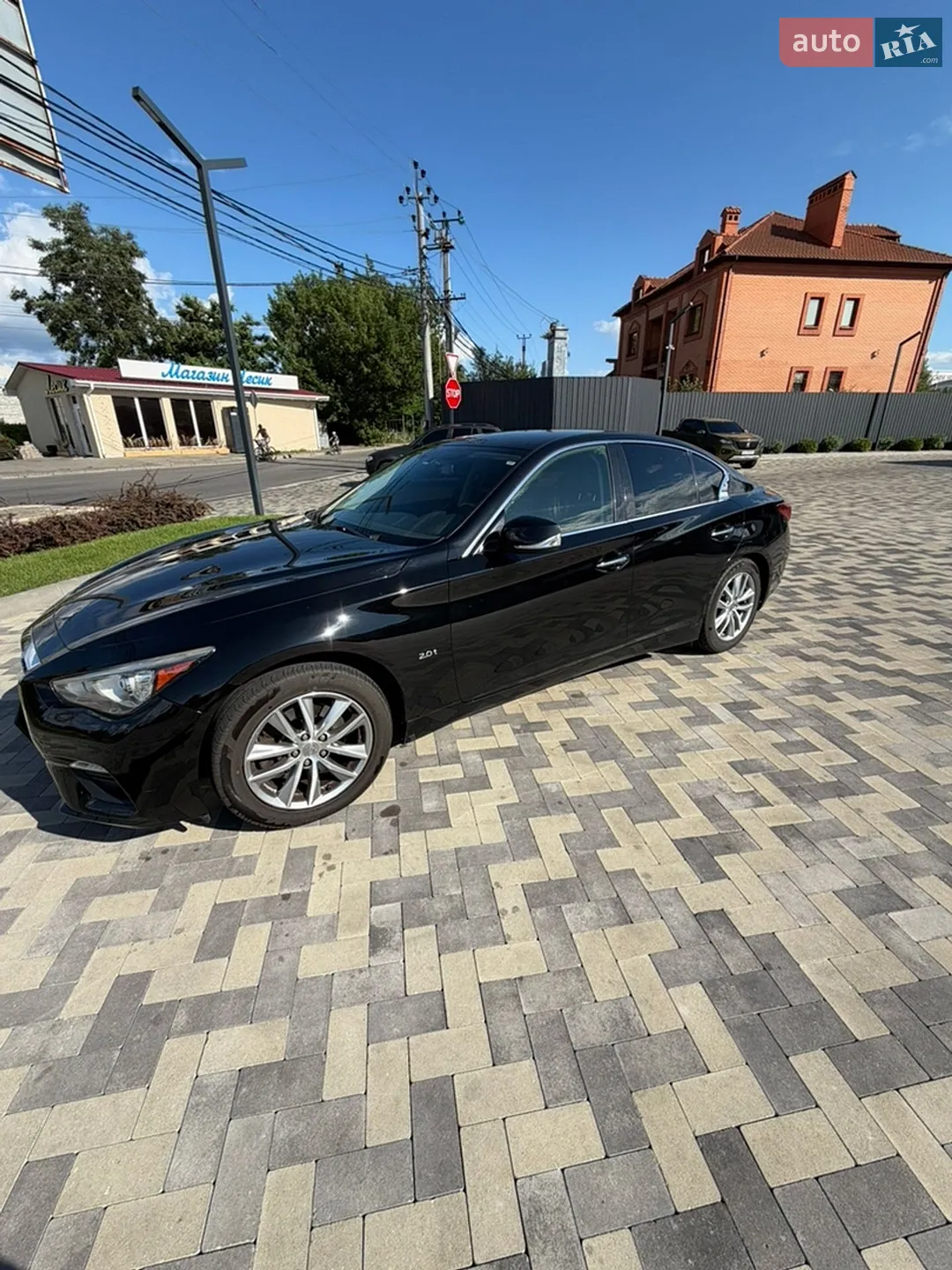 2017 Infiniti Q50 - мініатюра 3
