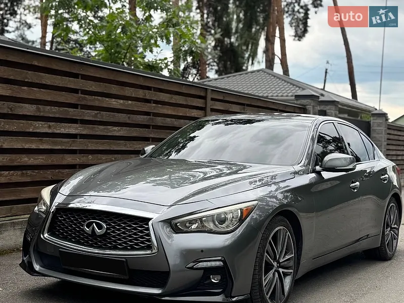 Infiniti Q50