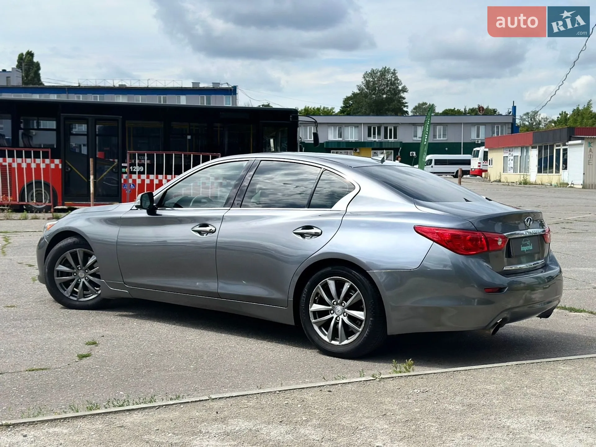 2017 Infiniti Q50 - мініатюра 10