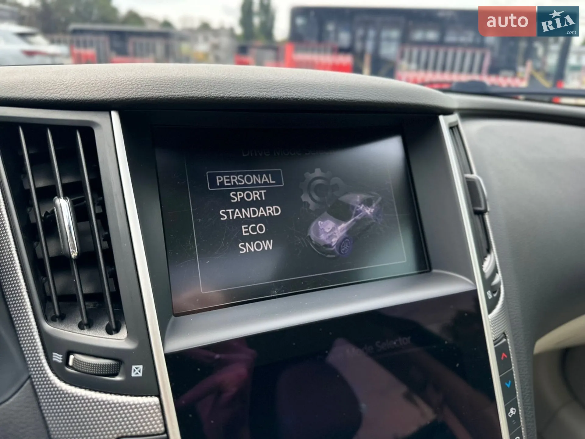 2017 Infiniti Q50 - мініатюра 17