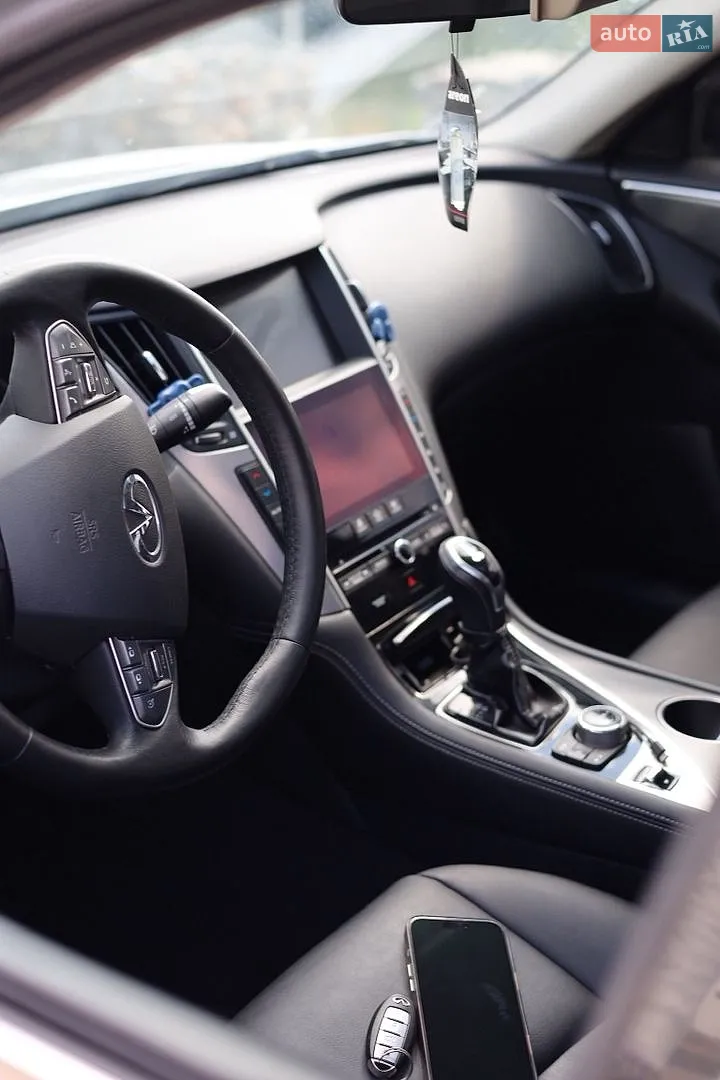 2015 Infiniti Q50 - мініатюра 14