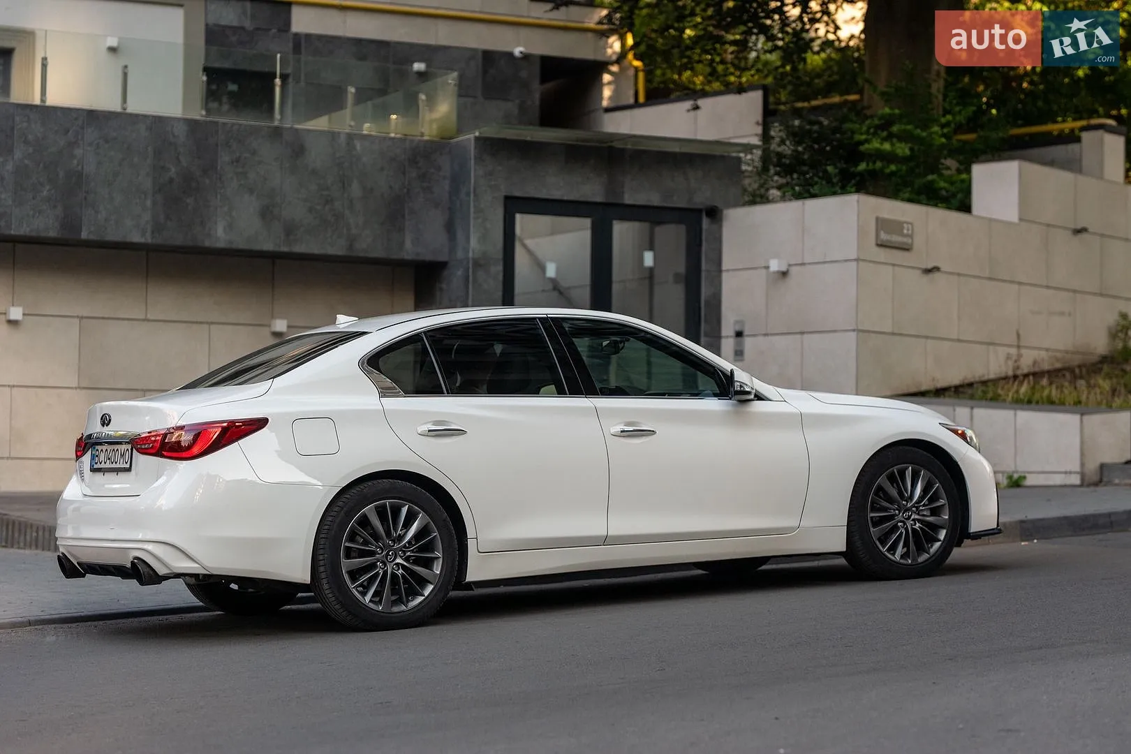 2017 Infiniti Q50 - мініатюра 3