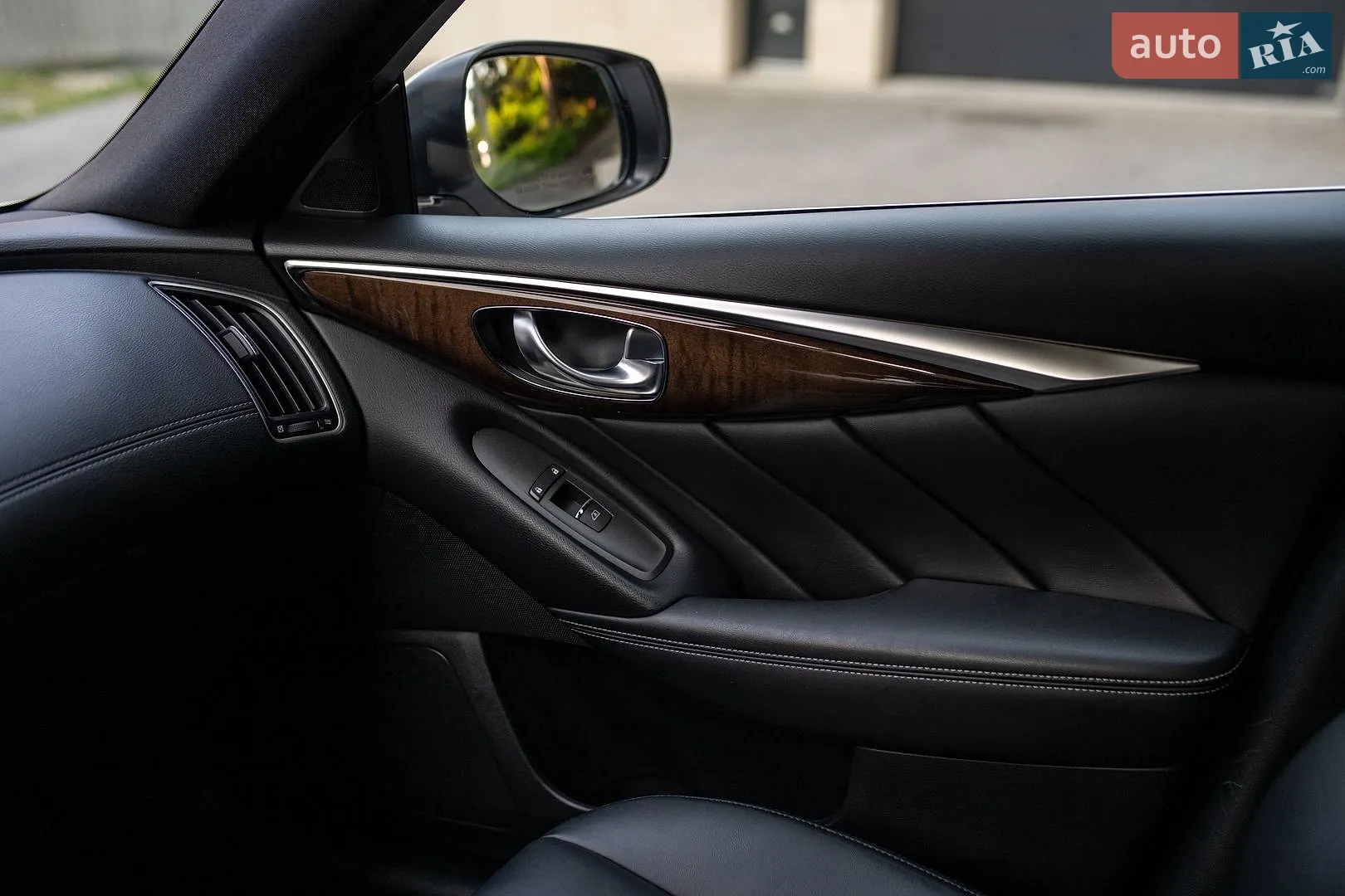 2017 Infiniti Q50 - мініатюра 15