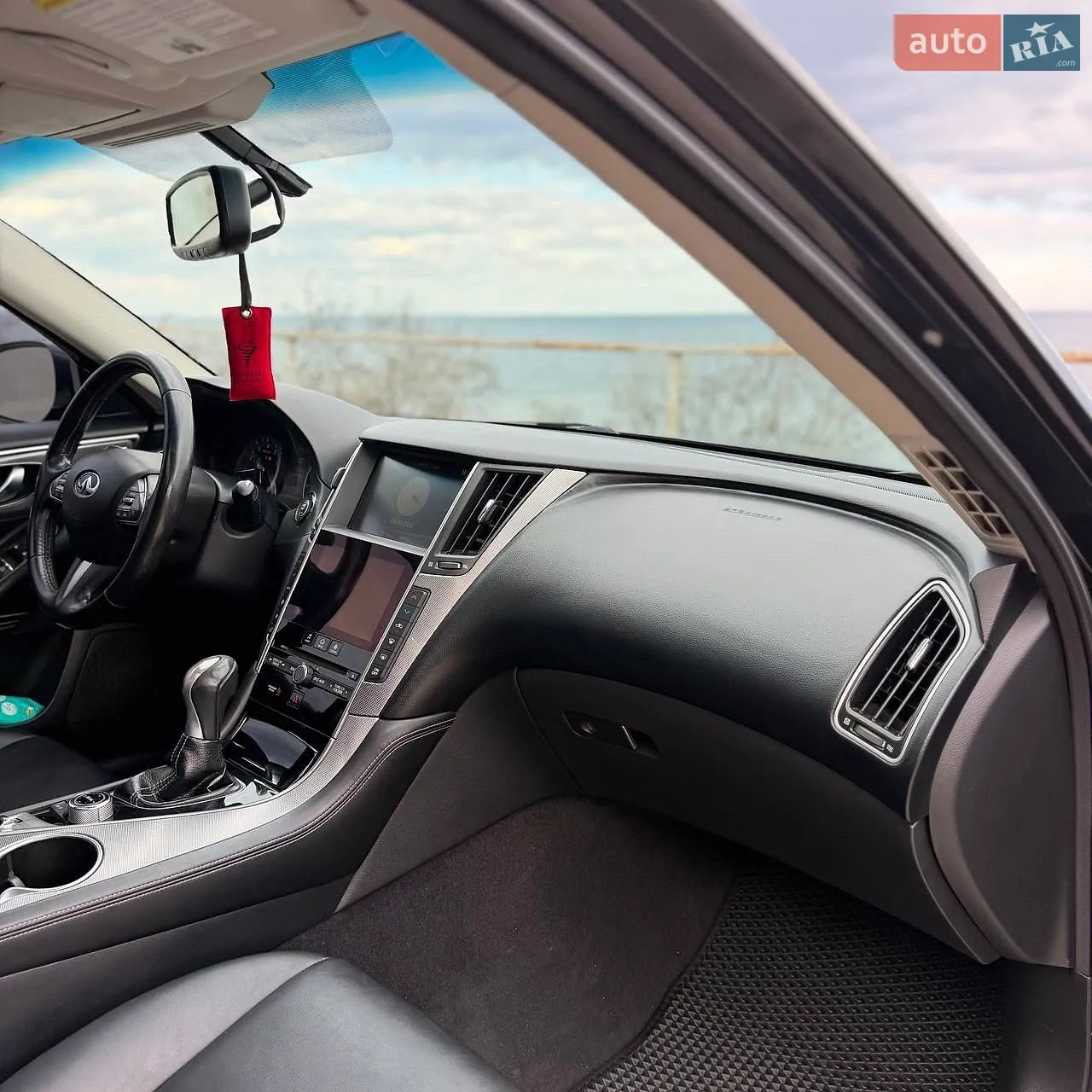 2015 Infiniti Q50 - мініатюра 7