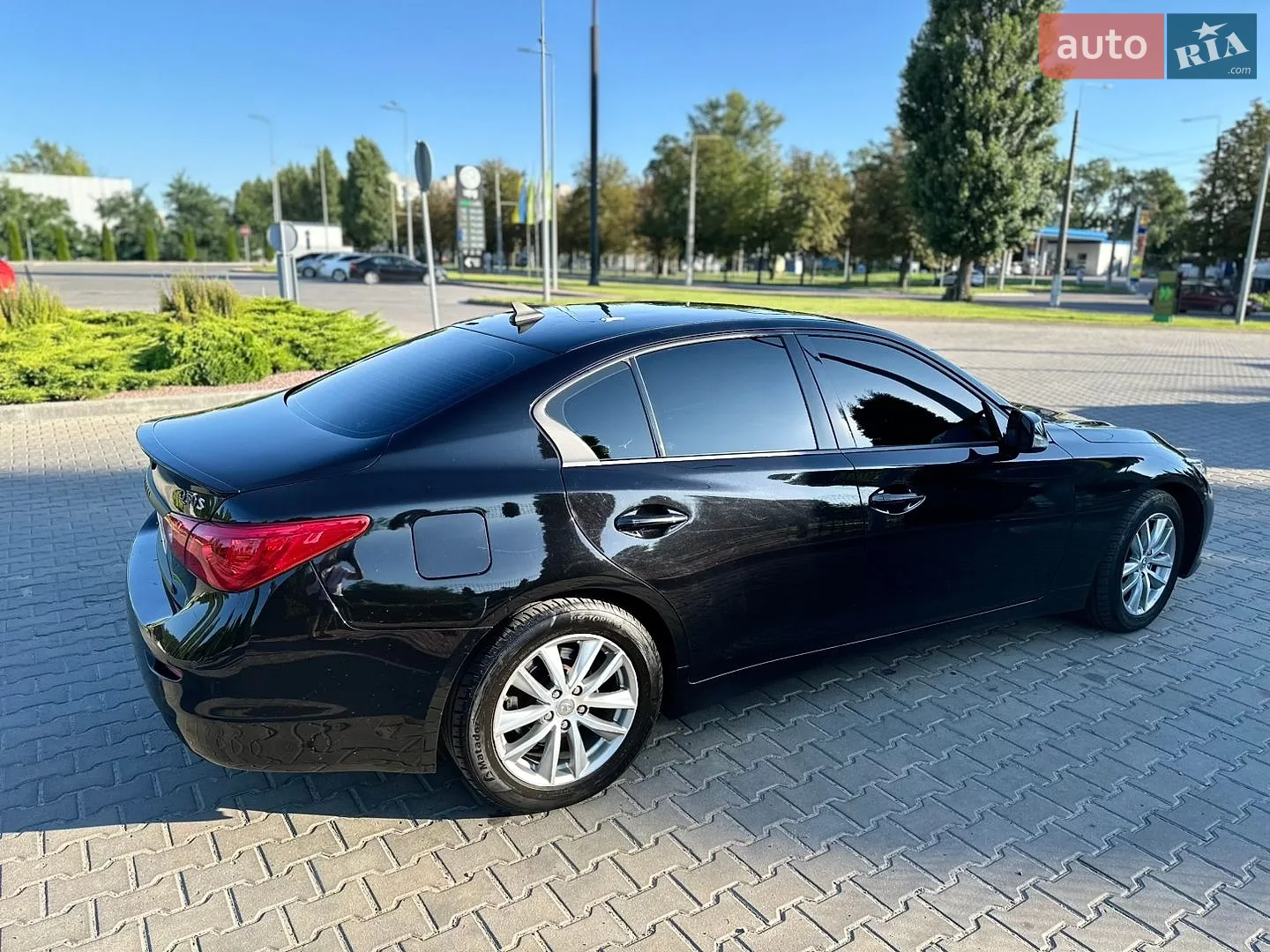 2015 Infiniti Q50 - мініатюра 3