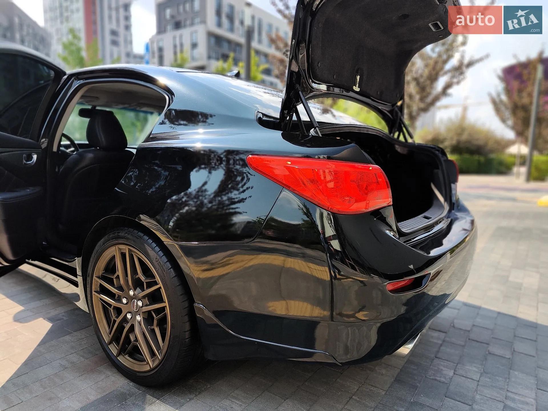 2016 Infiniti Q50 - мініатюра 16