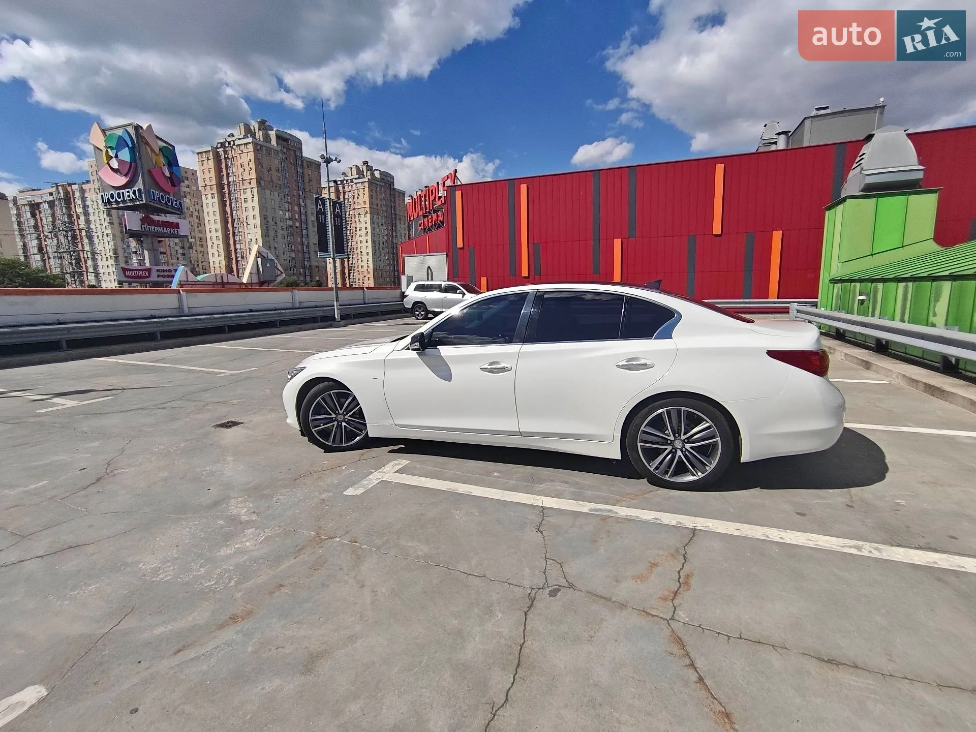2015 Infiniti Q50 - мініатюра 16