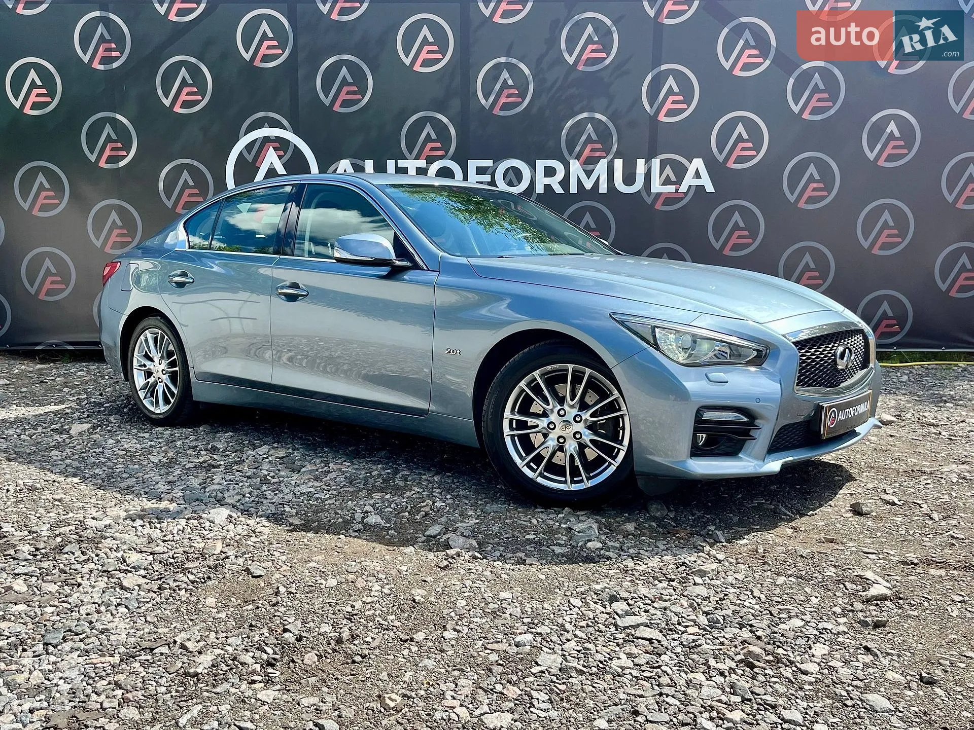 2015 Infiniti Q50 - фото 1