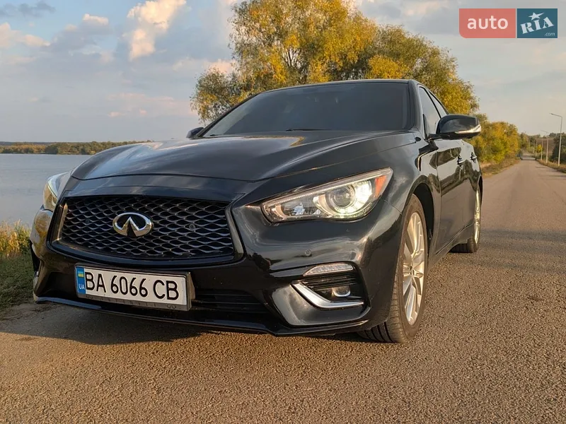 Infiniti Q50 2021