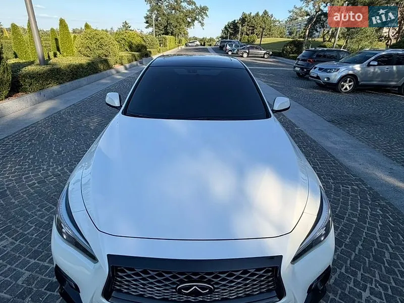 Infiniti Q50