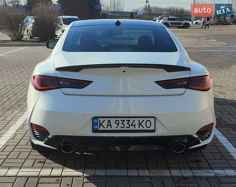 Купе Infiniti Q60 2018 в Киеве