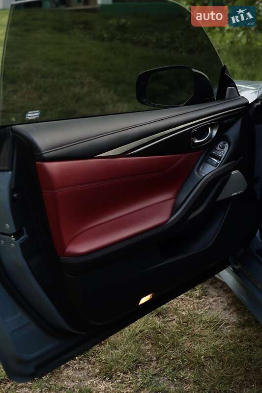 Купе Infiniti Q60 2020 в Киеве
