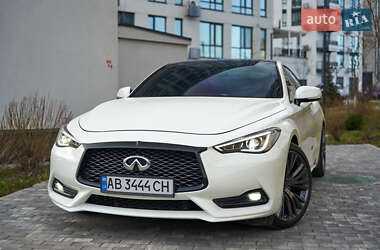 Купе Infiniti Q60 2017 в 