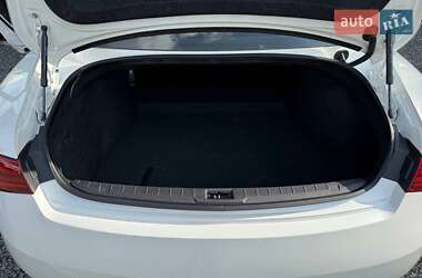 Купе Infiniti Q60 2016 в 