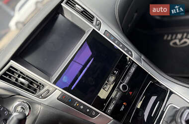 Купе Infiniti Q60 2017 в 