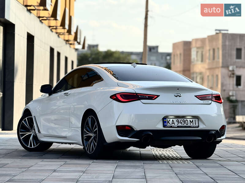 Infiniti Q60 2018