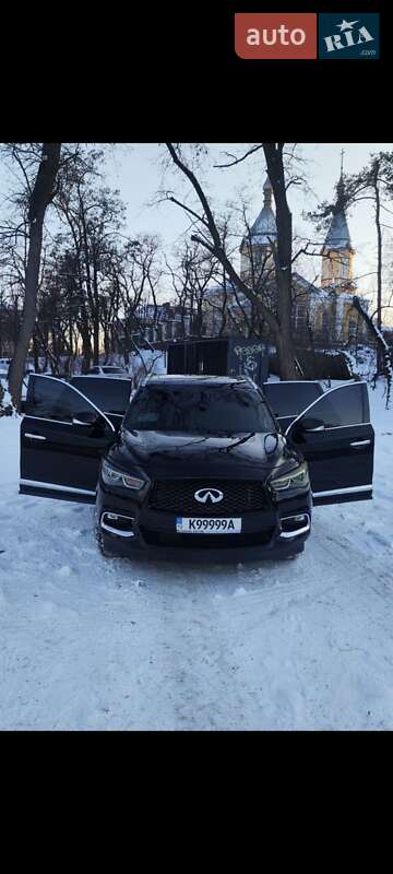 Купе Infiniti Q60 2018 в Ірпені