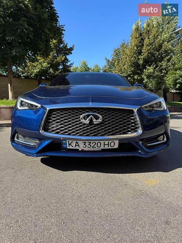Купе Infiniti Q60 2018 в Киеве