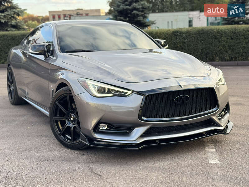 Купе Infiniti Q60 2016 в Дніпрі
