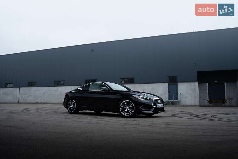 Купе Infiniti Q60 2016 в Києві фото 8 Купе Infiniti Q60 2016 в Києві