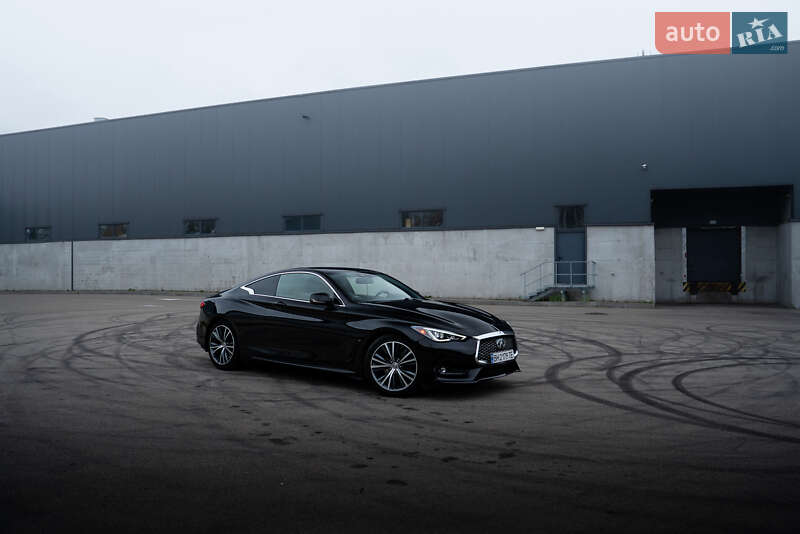 Купе Infiniti Q60 2016 в Києві фото 7 Купе Infiniti Q60 2016 в Києві