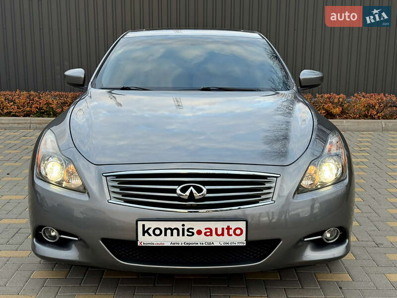 Купе Infiniti Q60 2015 в Виннице