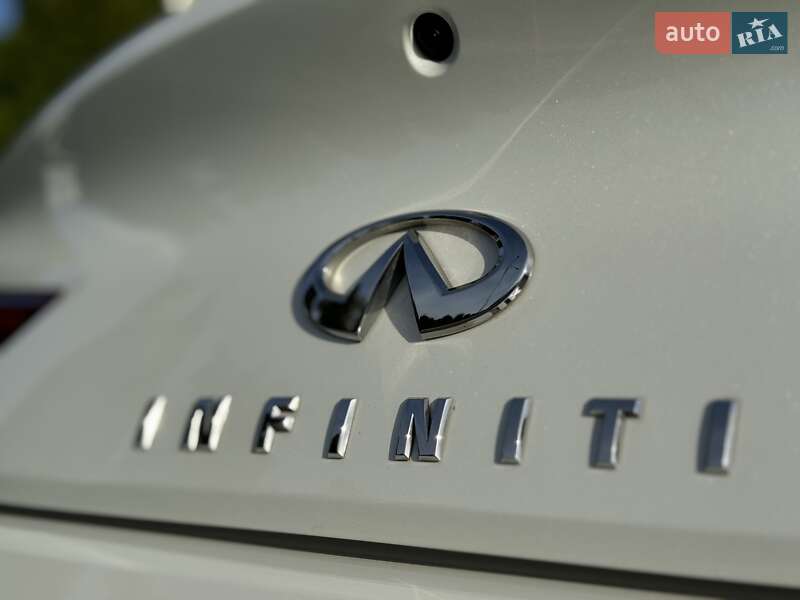 Купе Infiniti Q60 2017 в Киеве фото 28 Купе Infiniti Q60 2017 в Киеве