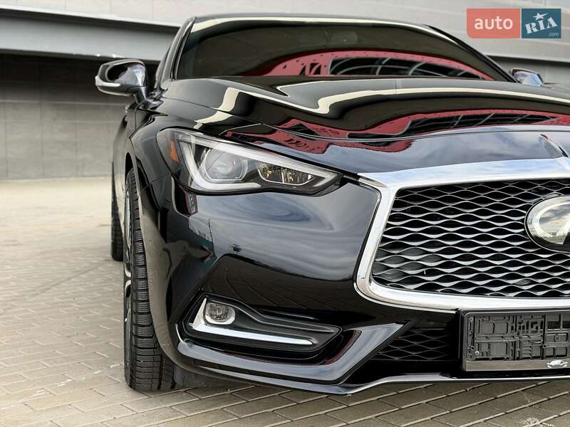 Купе Infiniti Q60 2020 в Киеве