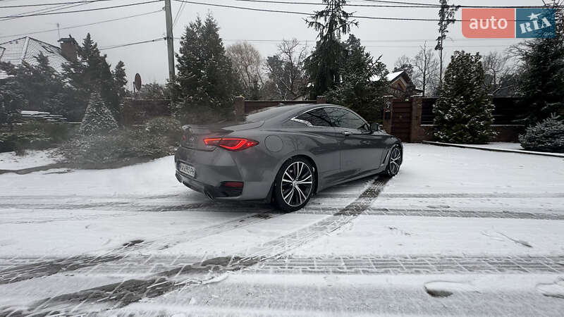 Купе Infiniti Q60 2016 в Киеве