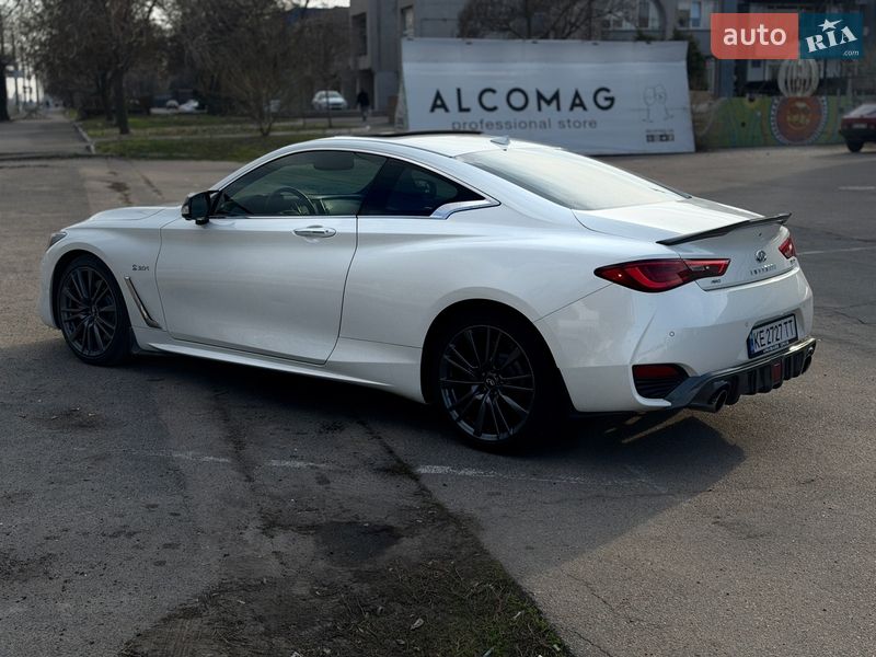 Купе Infiniti Q60 2016 в Днепре