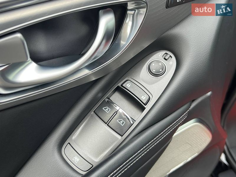 Купе Infiniti Q60 2018 в Киеве