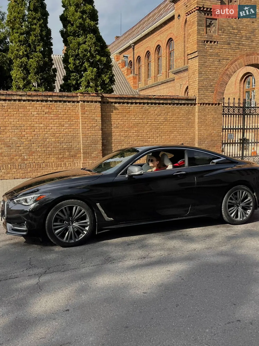 2017 Infiniti Q60 - мініатюра 4