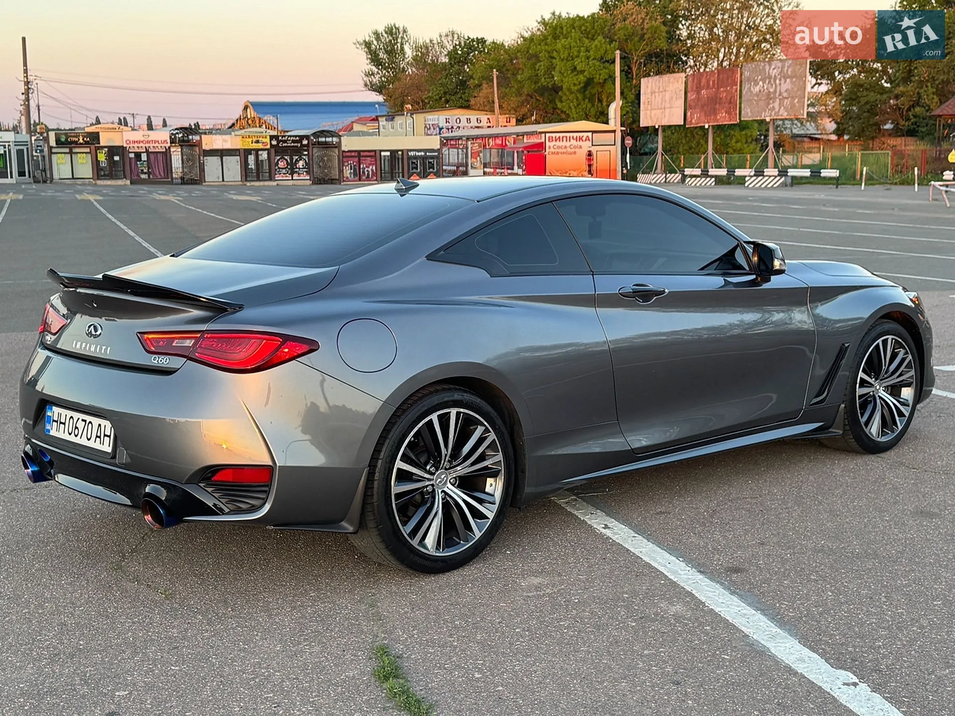 2017 Infiniti Q60 - мініатюра 9