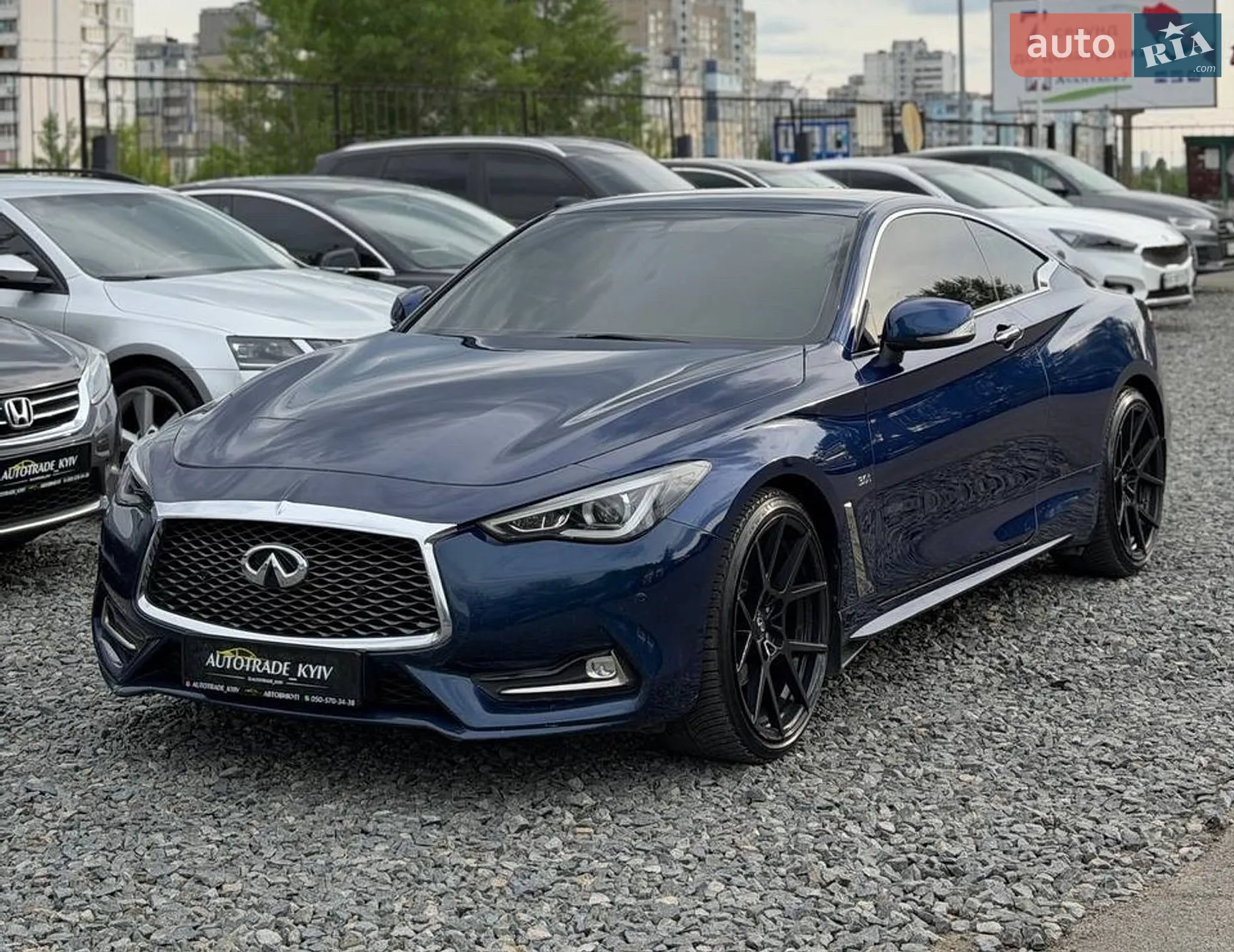 2017 Infiniti Q60 - фото 1