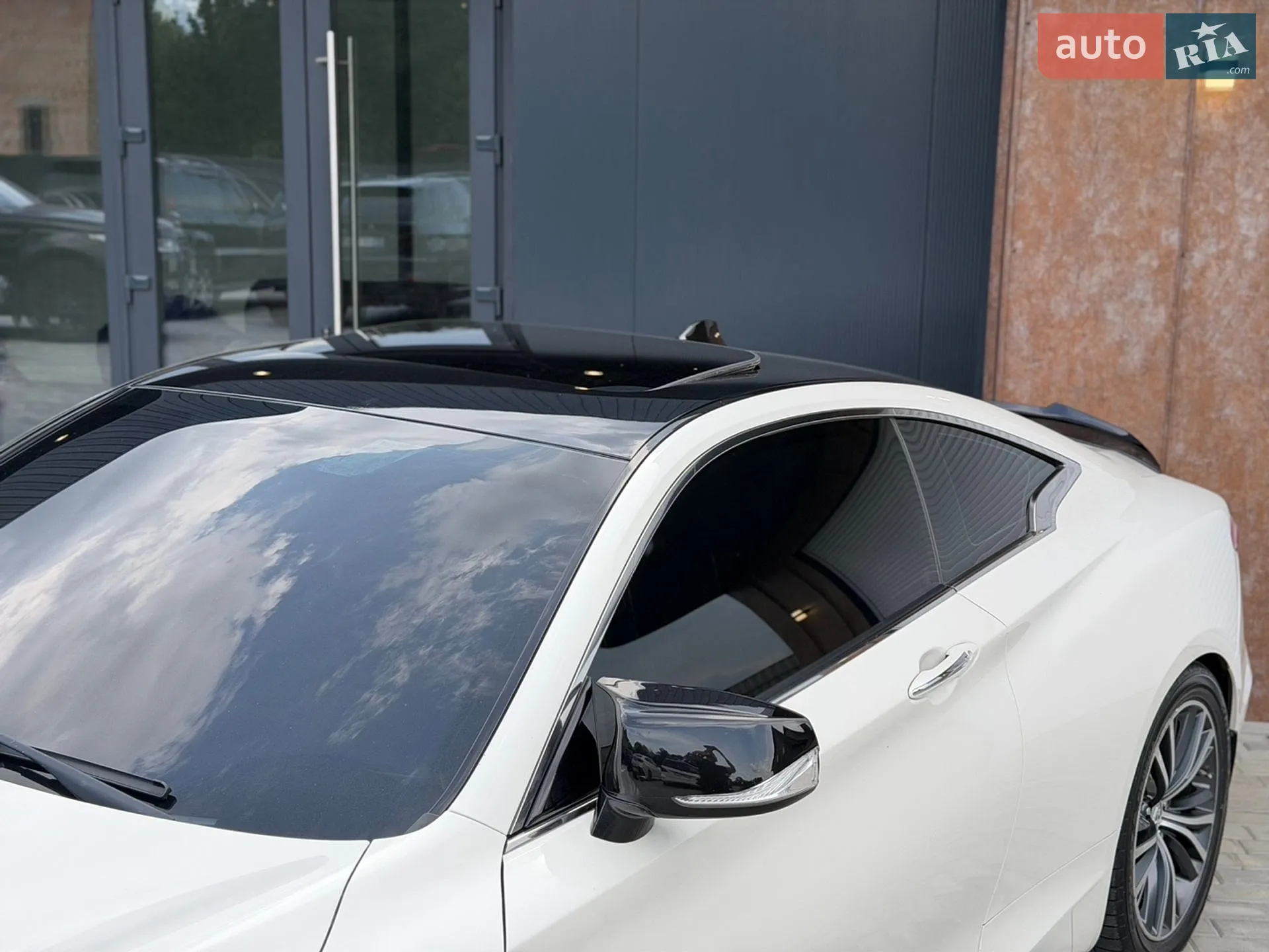 2017 Infiniti Q60 - мініатюра 9