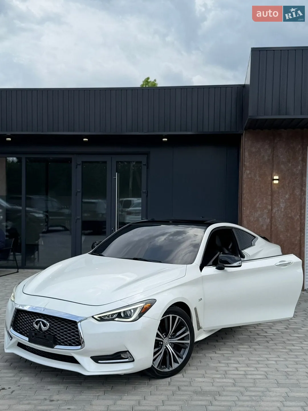 2017 Infiniti Q60 - мініатюра 14
