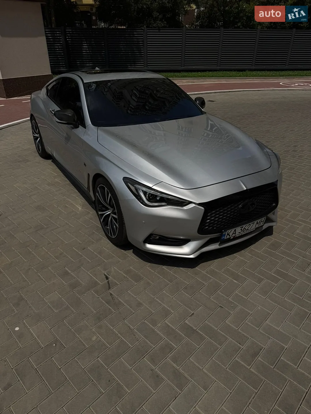 2017 Infiniti Q60 - мініатюра 3