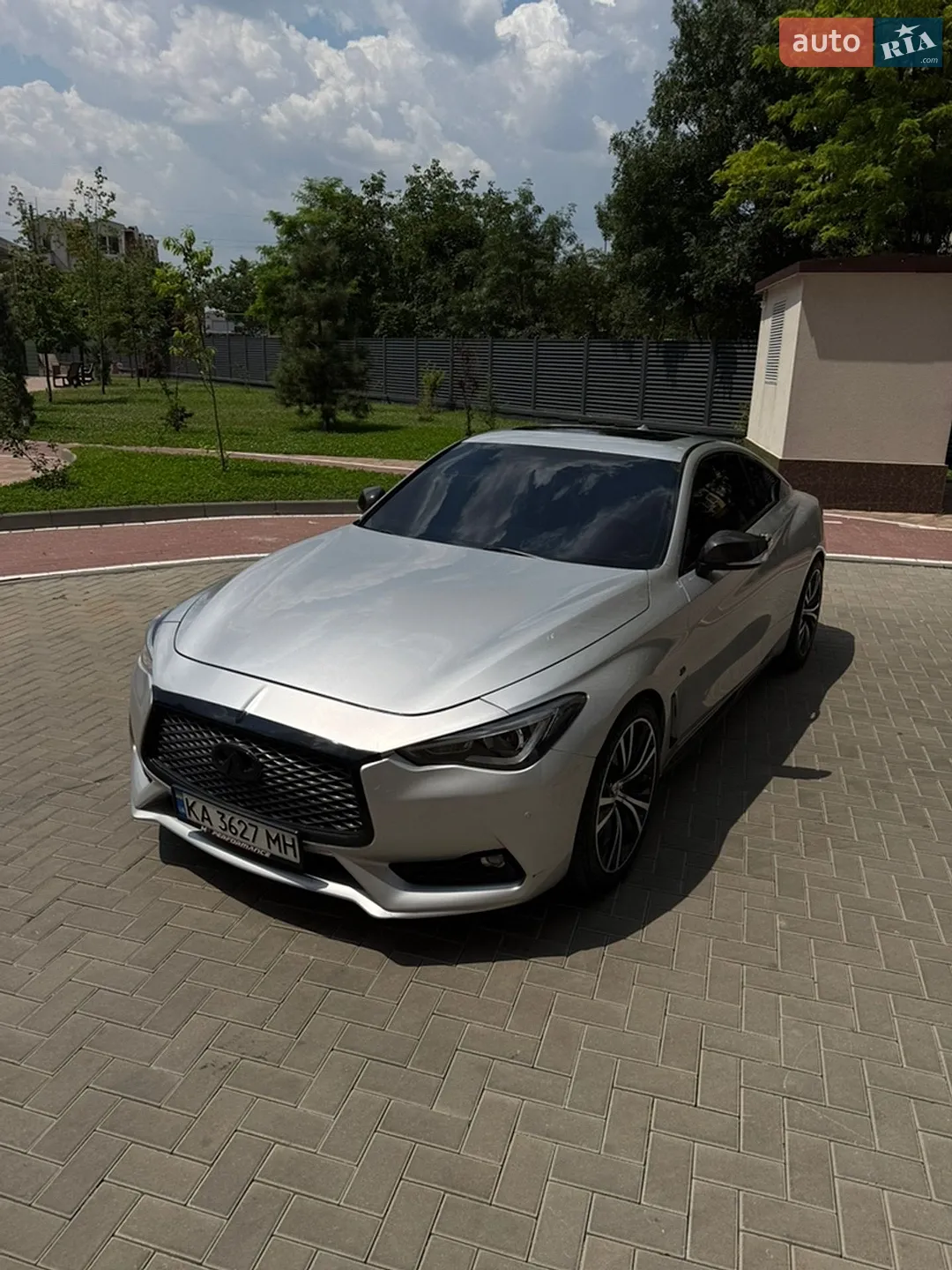 2017 Infiniti Q60 - фото 1