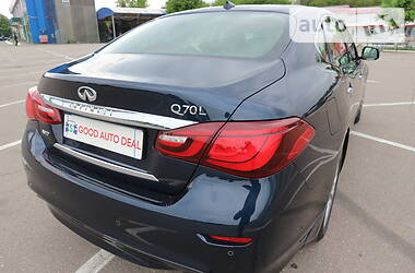 Седан Infiniti Q70 2015 в Харькове