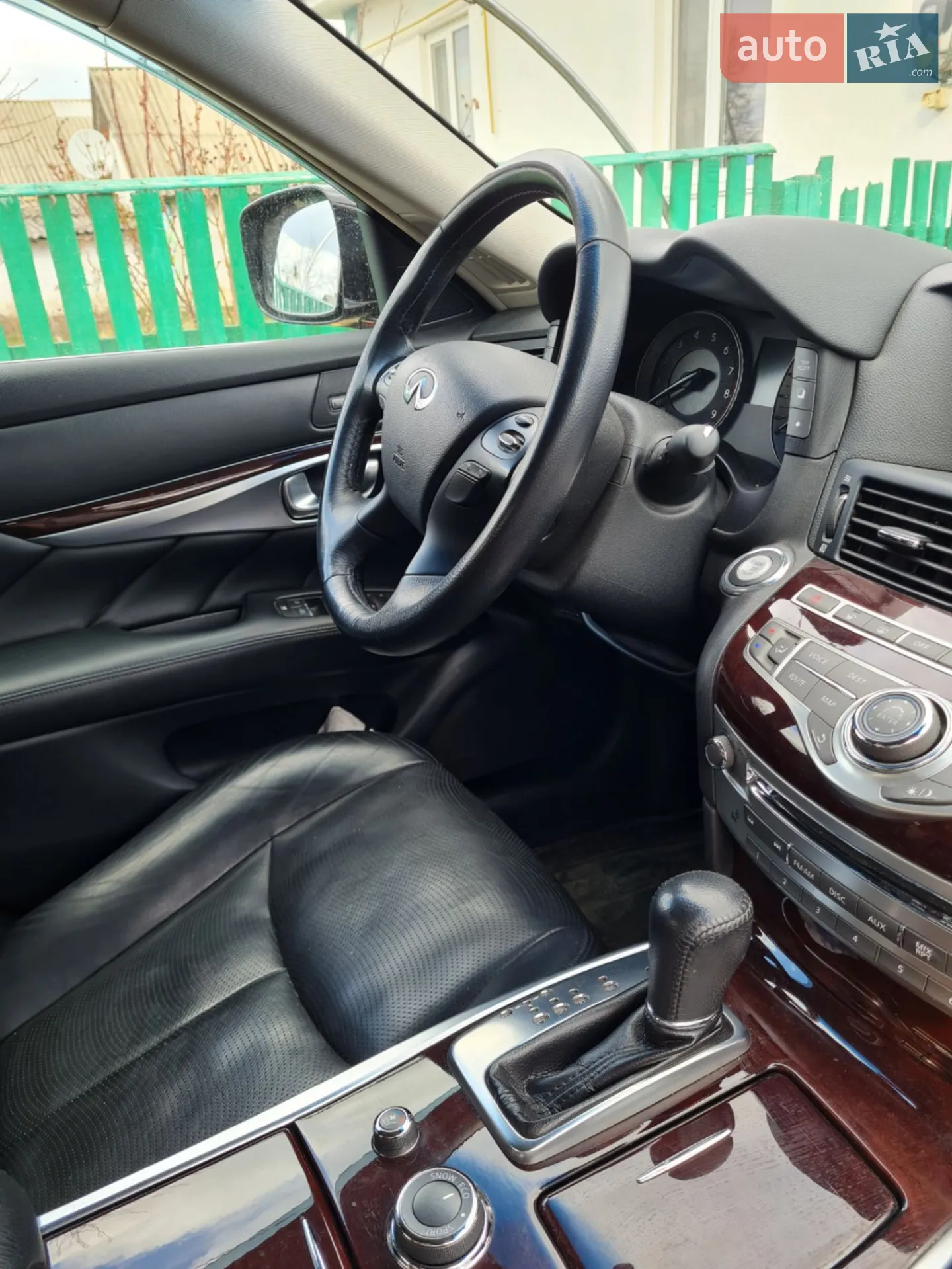 2013 Infiniti Q70 - мініатюра 10