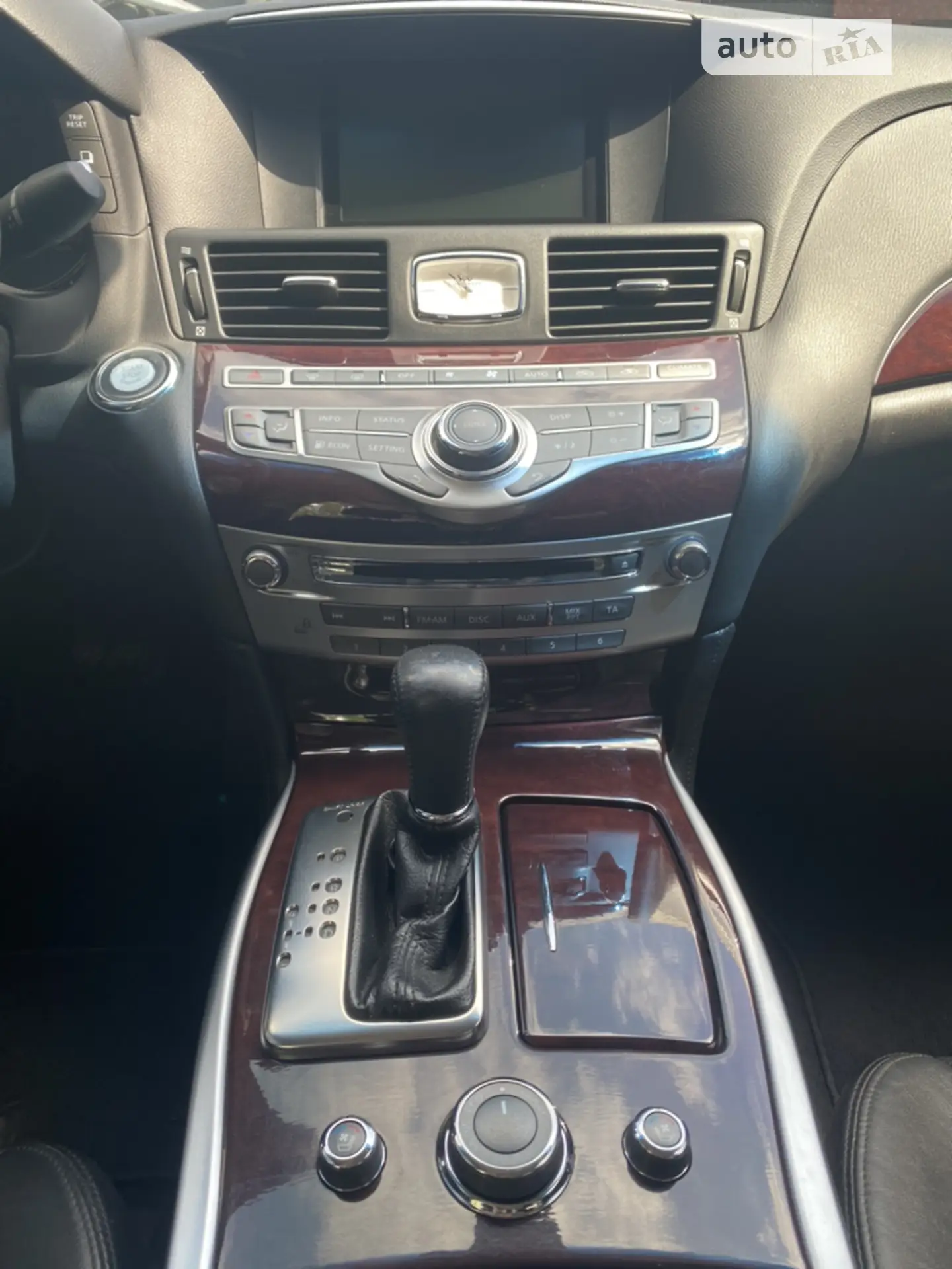 2018 Infiniti Q70 - мініатюра 27
