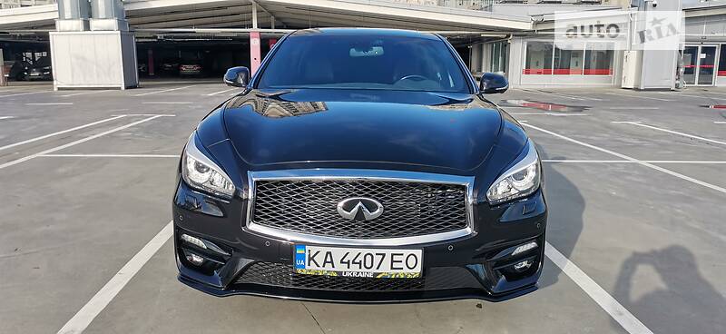 Седан Infiniti Q70 2015 в Києві фото 5 Седан Infiniti Q70 2015 в Києві